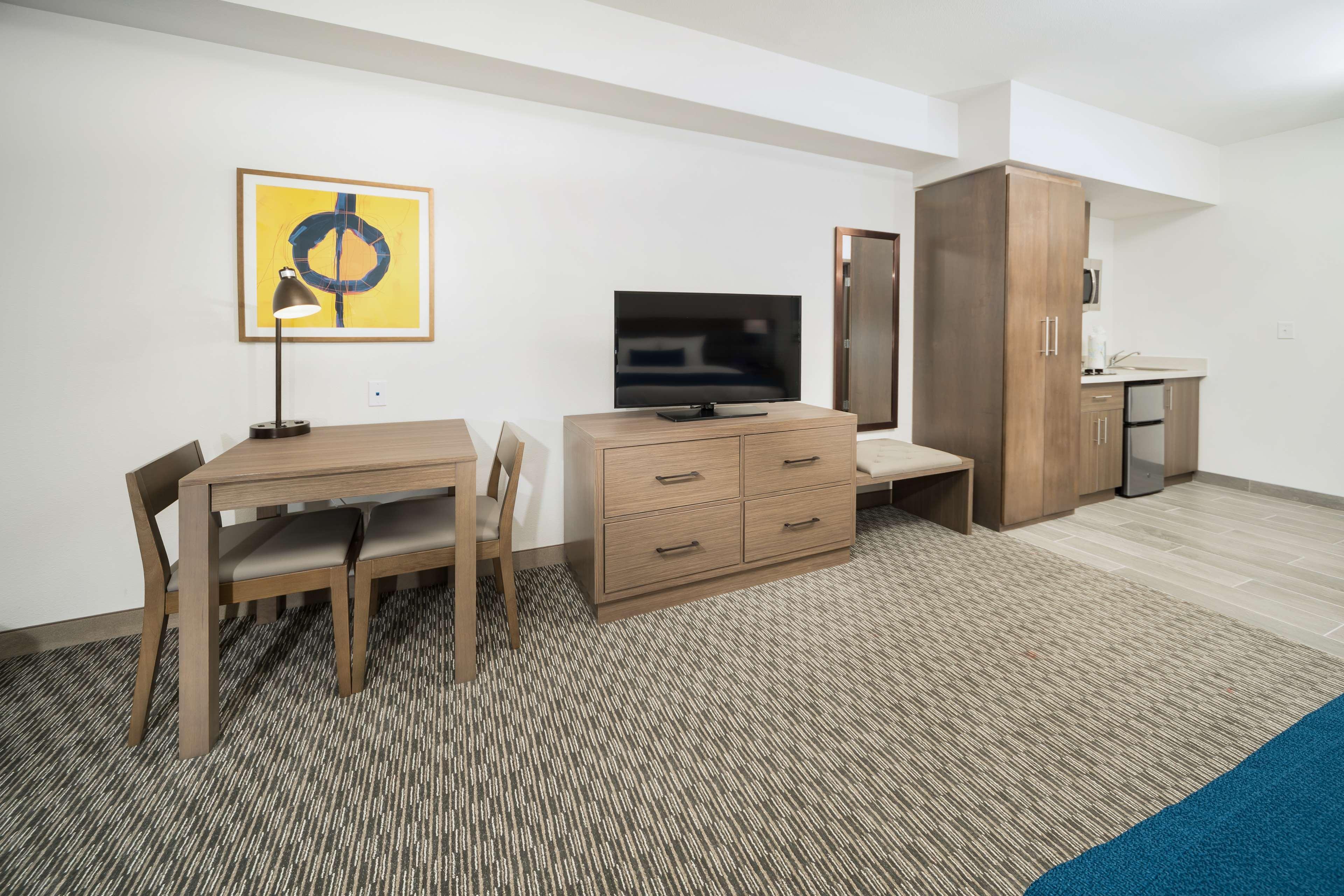 Best Western Plus Drayton Valley All Suites Eksteriør bilde