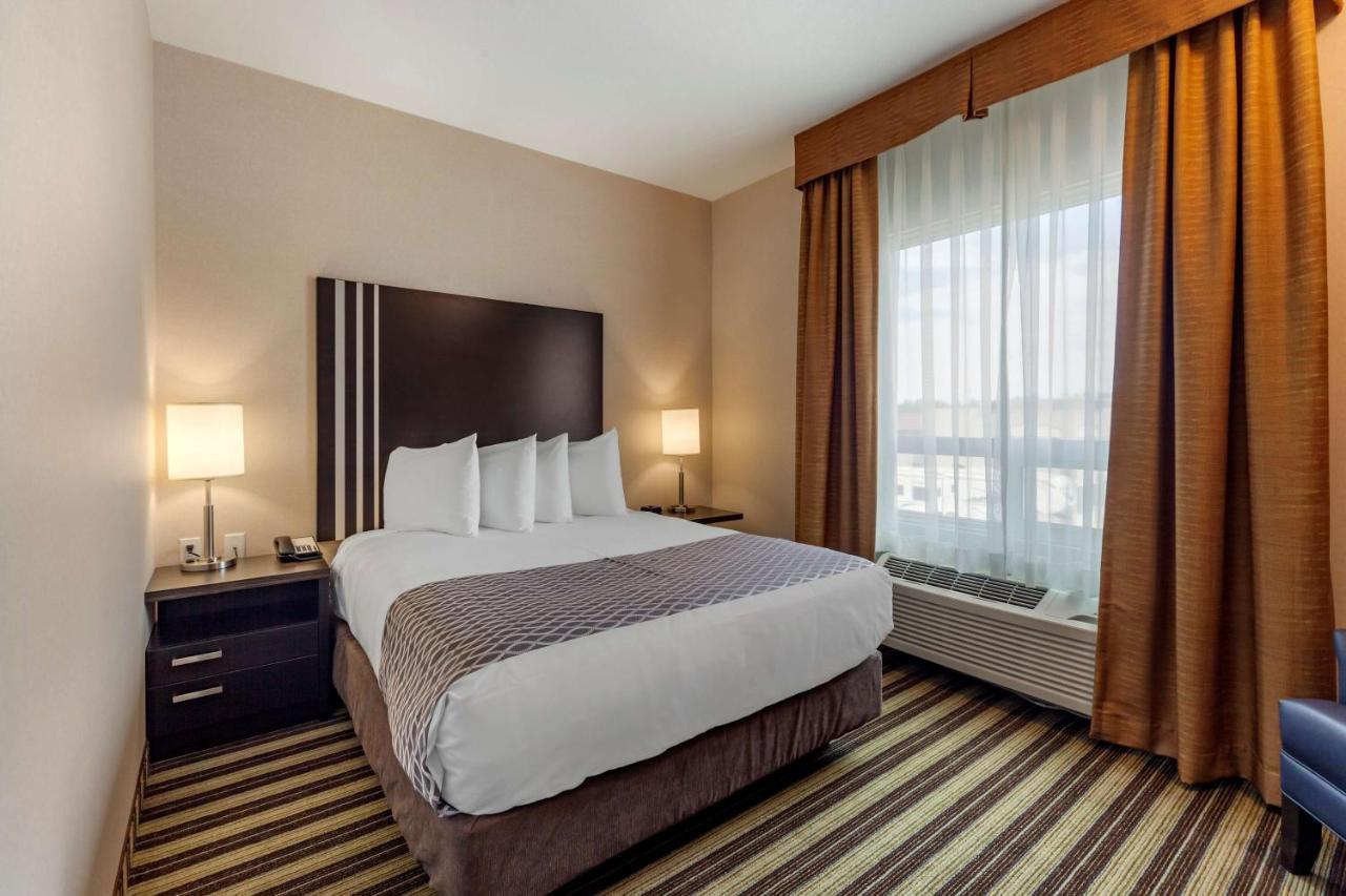 Best Western Plus Drayton Valley All Suites Eksteriør bilde