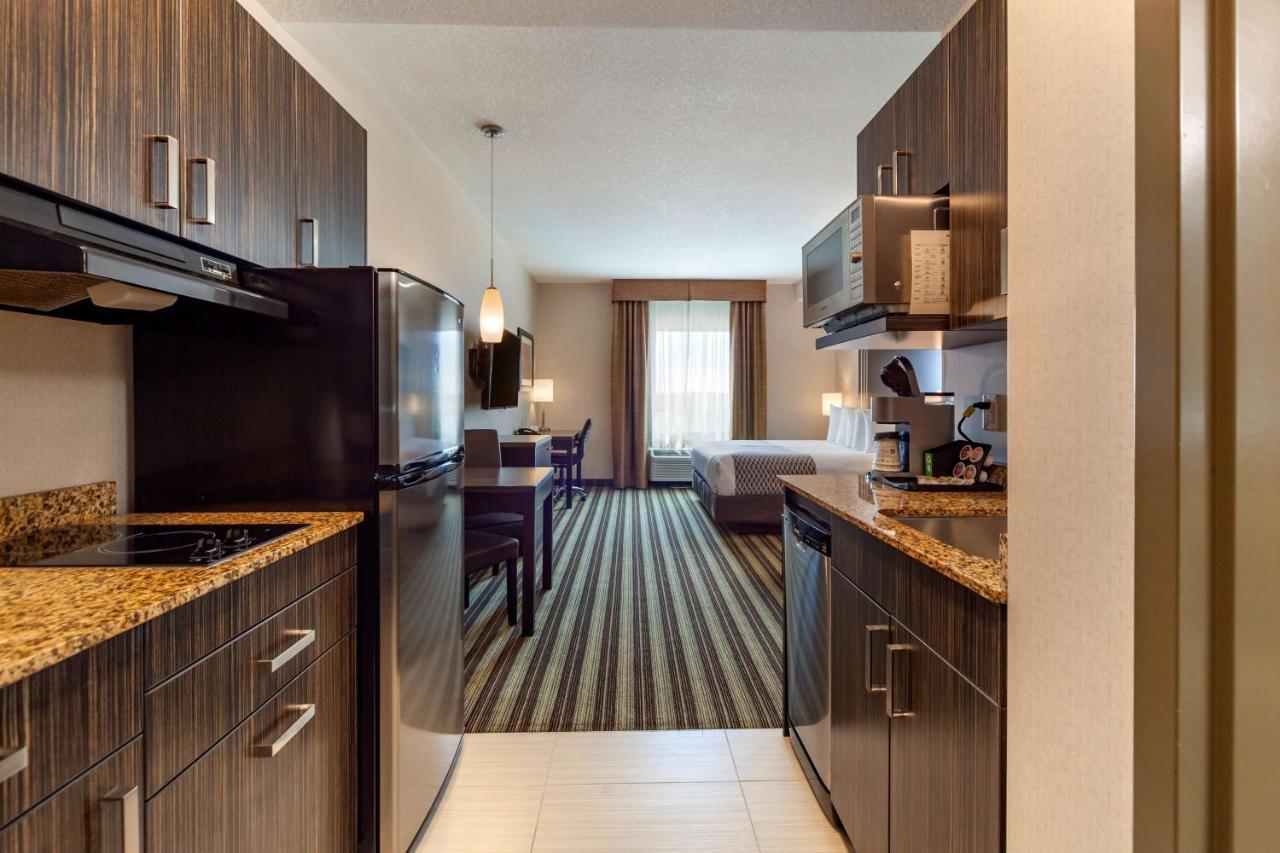 Best Western Plus Drayton Valley All Suites Eksteriør bilde