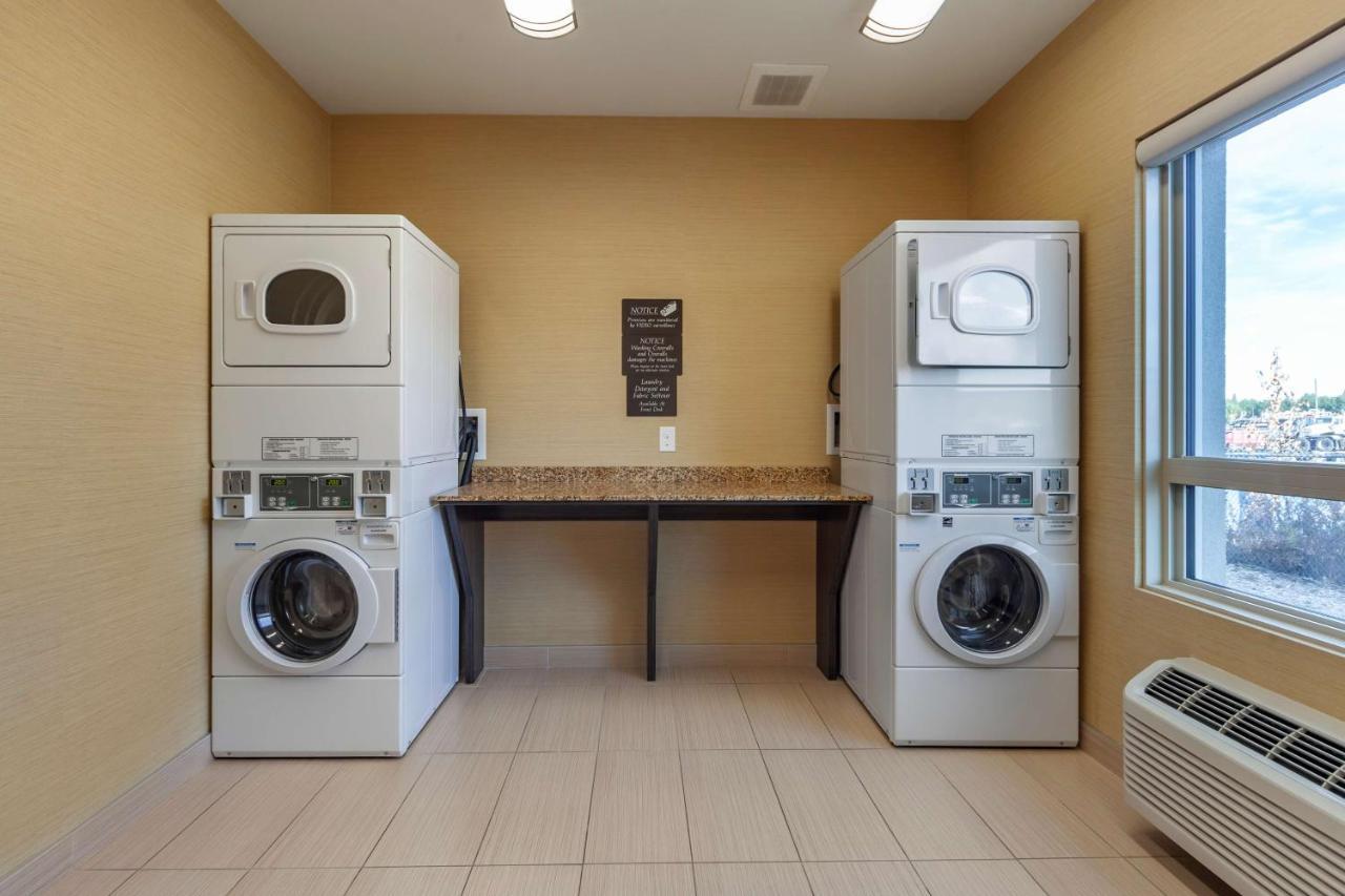 Best Western Plus Drayton Valley All Suites Eksteriør bilde